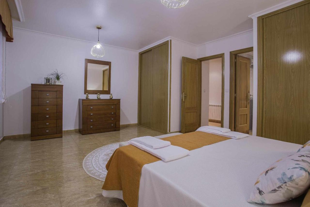 Apartamento En Raxo Pontevedra Exterior foto