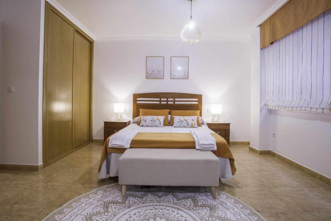 Apartamento En Raxo Pontevedra Exterior foto